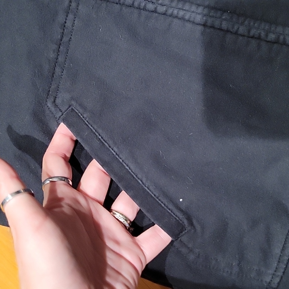 Zip up - Picture 4 of 5
